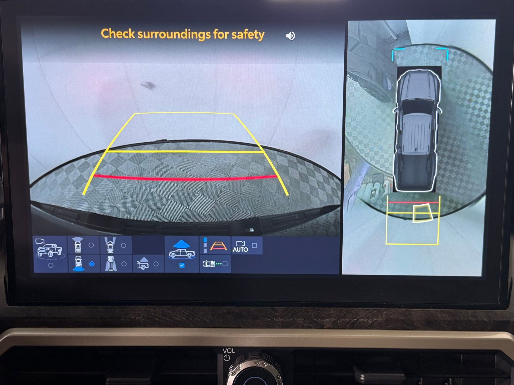 Certified 2024 Toyota Tacoma Limited image 24