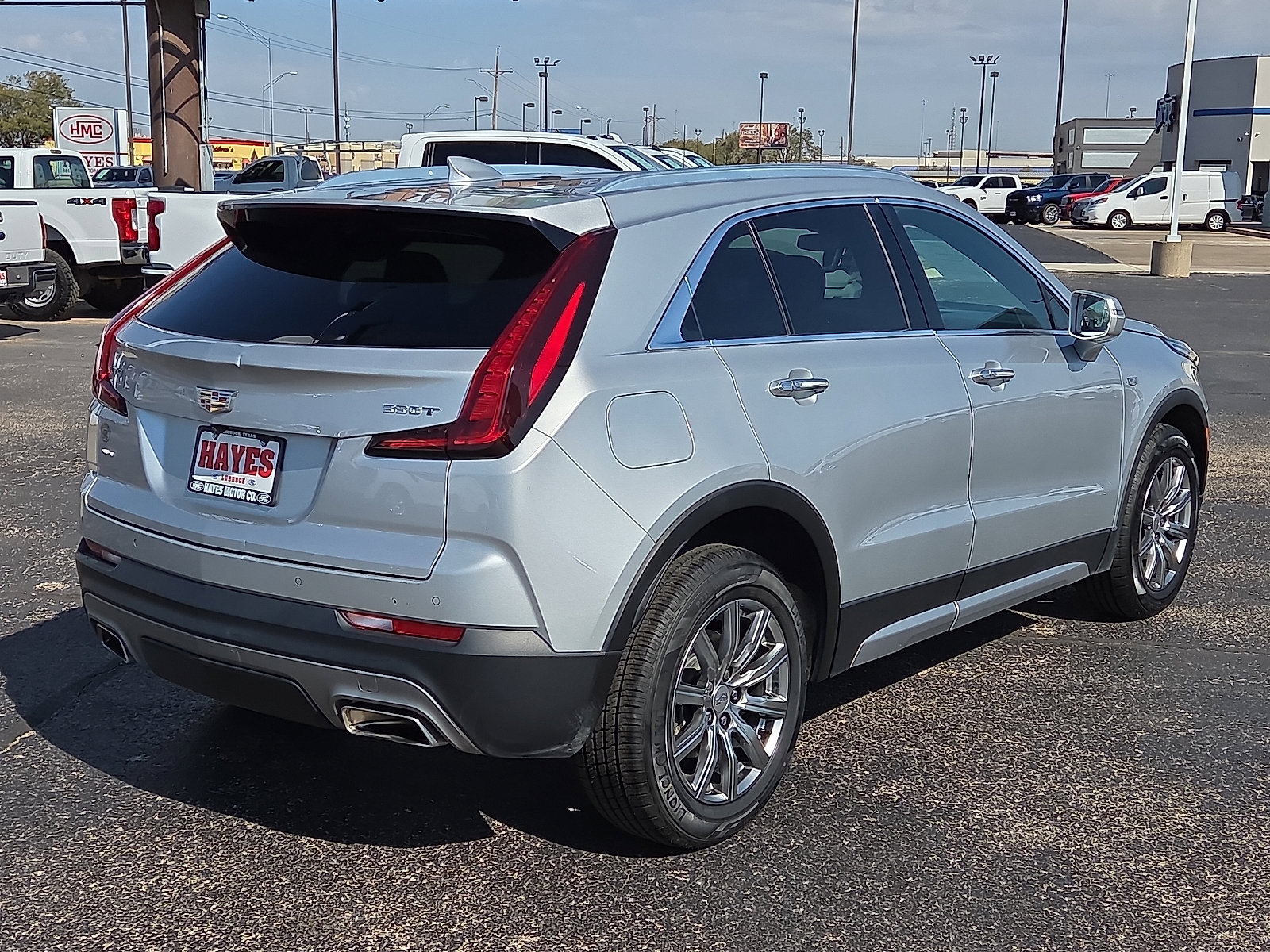 Used 2021 Cadillac XT4 Premium Luxury image 4