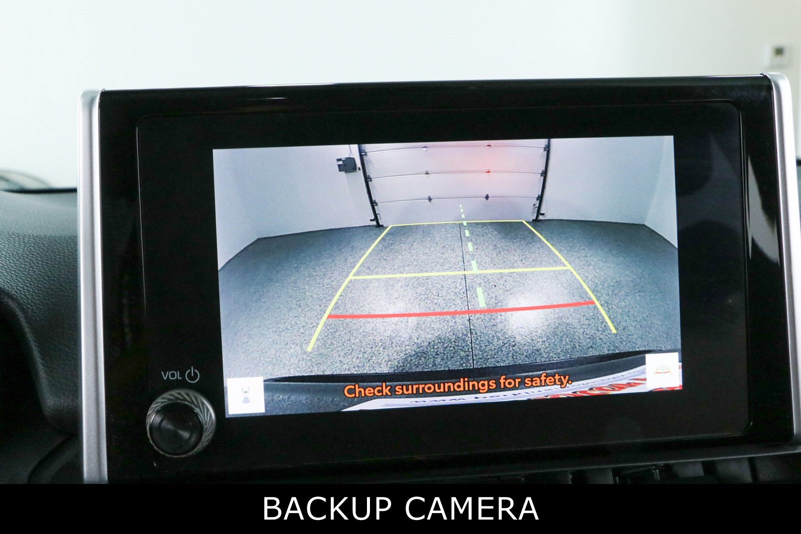 Used 2024 Toyota RAV4 LE FWD image 18