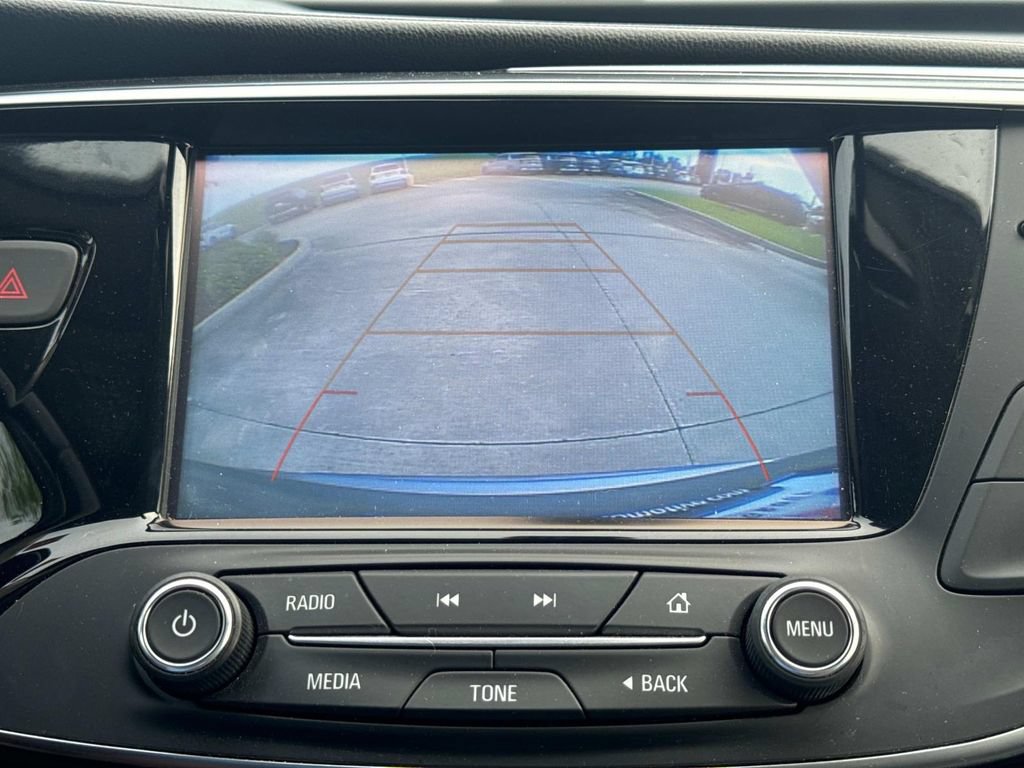 Used 2019 Buick Envision Essence FWD image 32