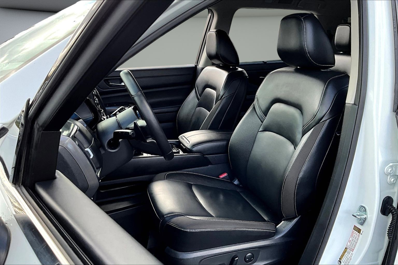 Used 2023 Nissan Pathfinder SL image 20