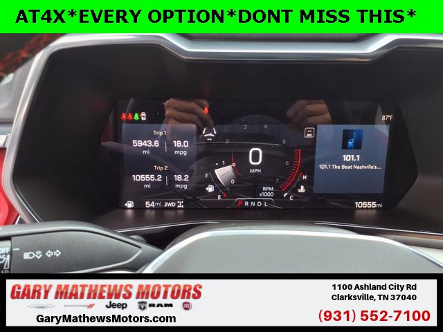 Used 2024 GMC Canyon AT4X image 8