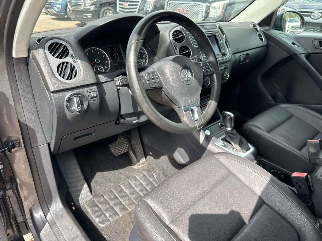 Used 2016 Volkswagen Tiguan SE FWD image 20