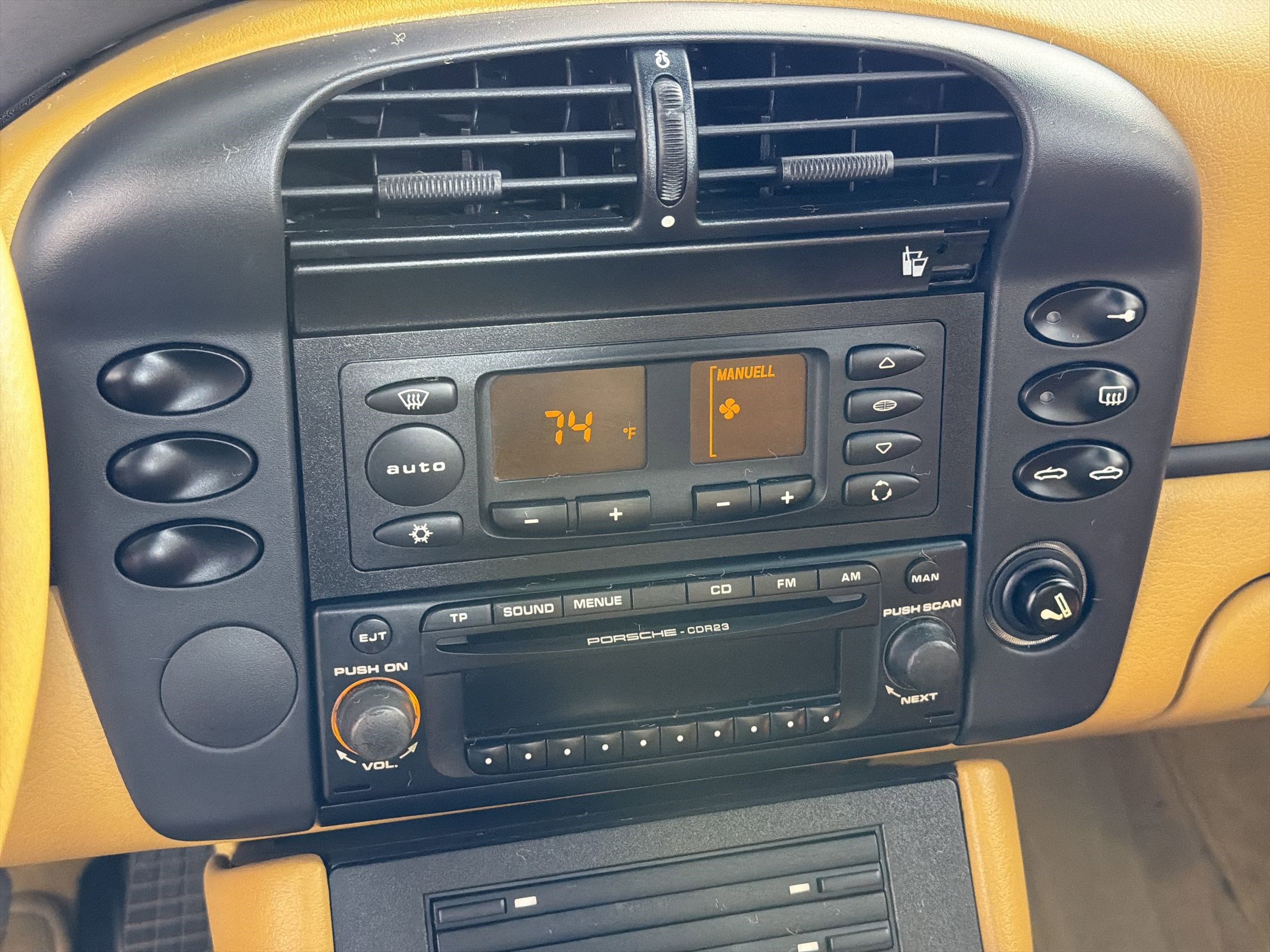 Used 2003 Porsche Boxster RWD image 21