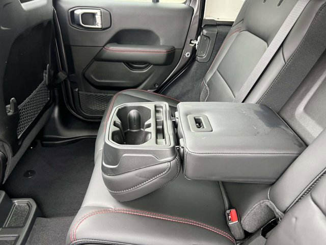 Used 2025 Jeep Wrangler Rubicon w/ Steel Bumper Group image 11