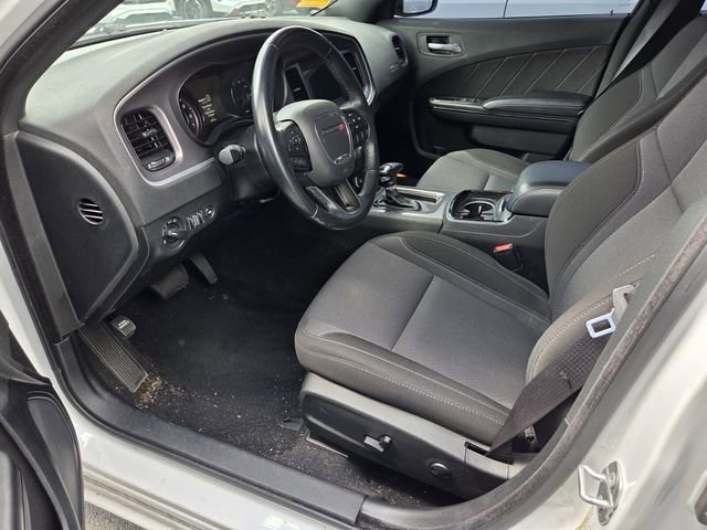Used 2022 Dodge Charger SXT w/ Blacktop Package image 4