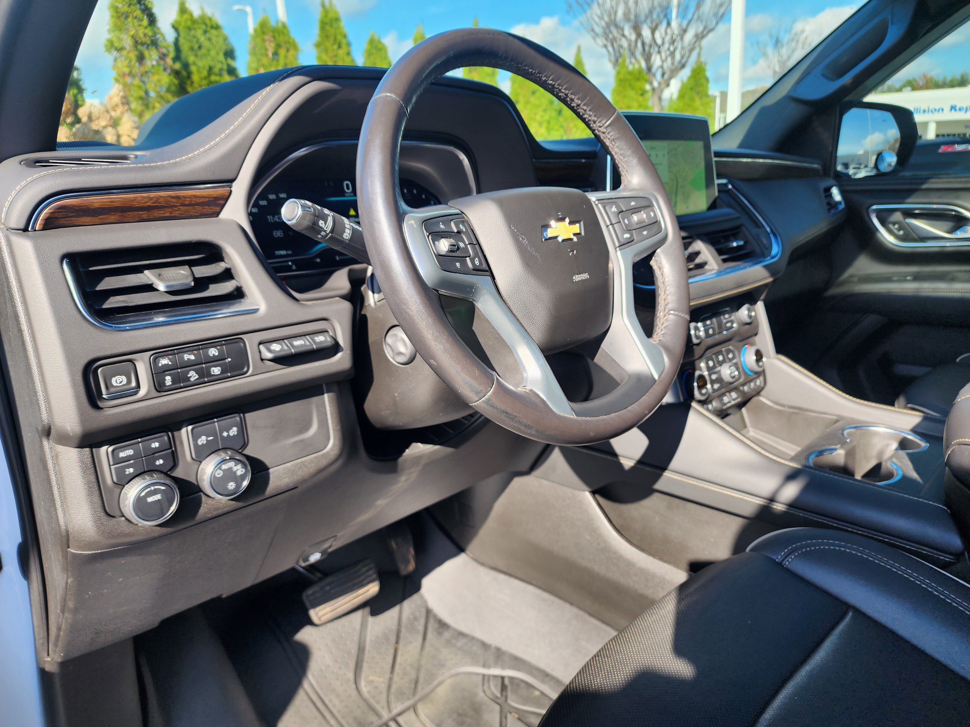 Used 2023 Chevrolet Tahoe Premier image 23