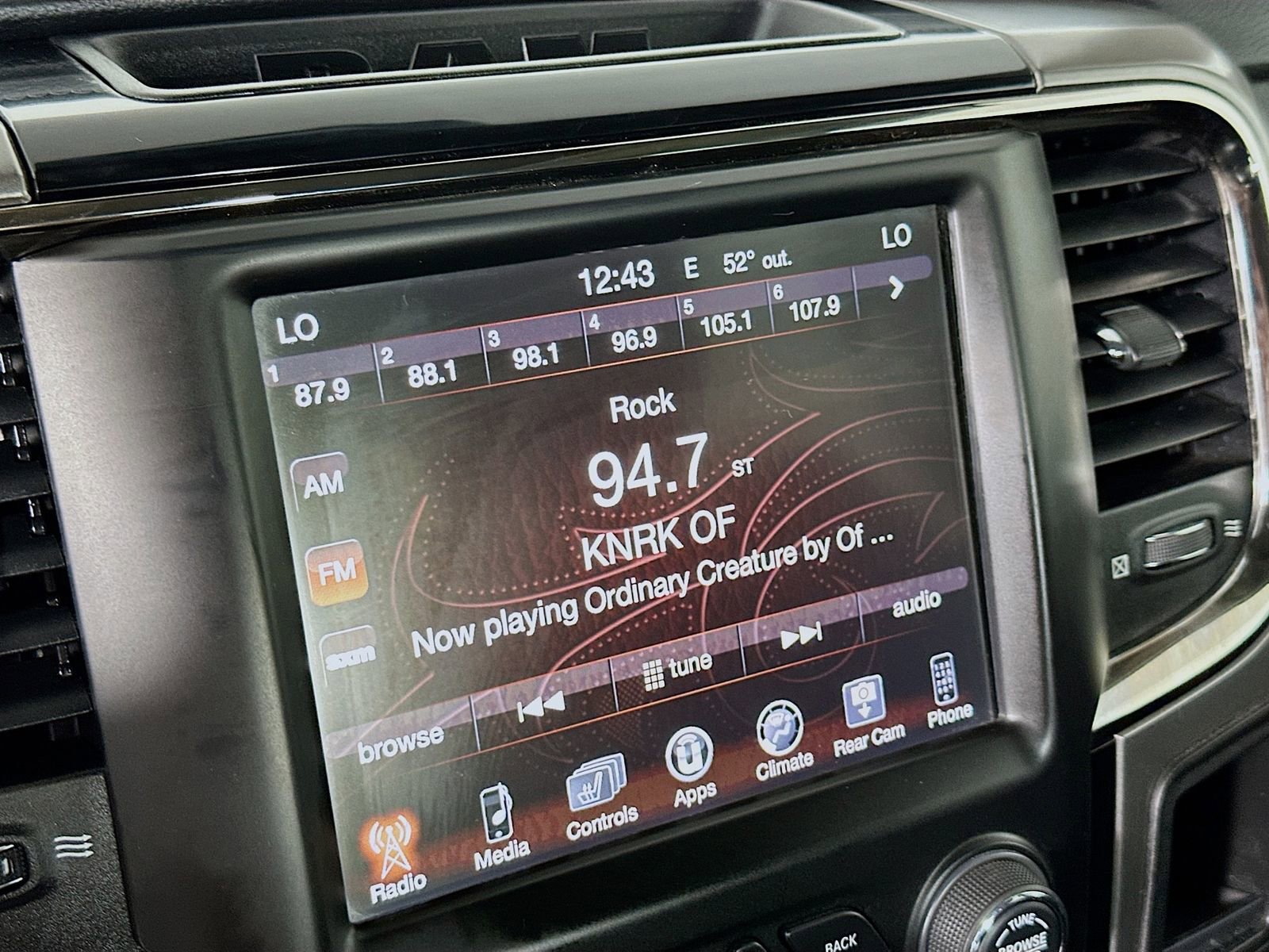 Used 2017 RAM 1500 Sport image 15