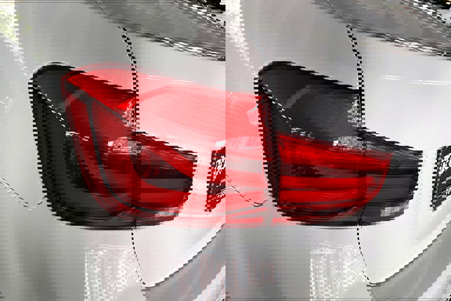 Used 2017 BMW 330i Sedan image 28