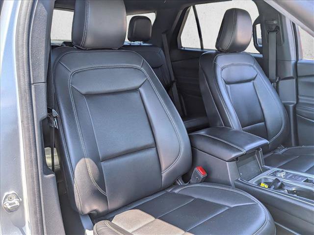 Used 2020 Ford Explorer XLT w/ Equipment Group 202A AWD/4WD image 22