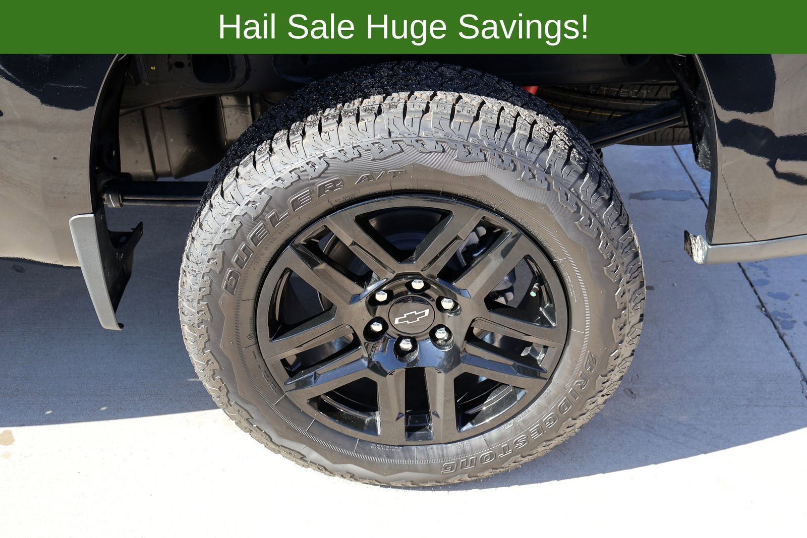 Used 2025 Chevrolet Silverado 1500 Custom Trail Boss AWD/4WD image 14