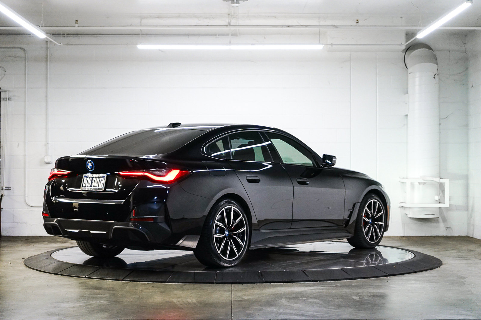 Used 2023 BMW i4 eDrive40 w/ M Sport Package RWD image 6