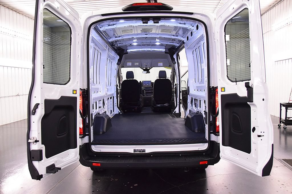 New 2026 Ford Transit 150 148 Medium Roof RWD image 31