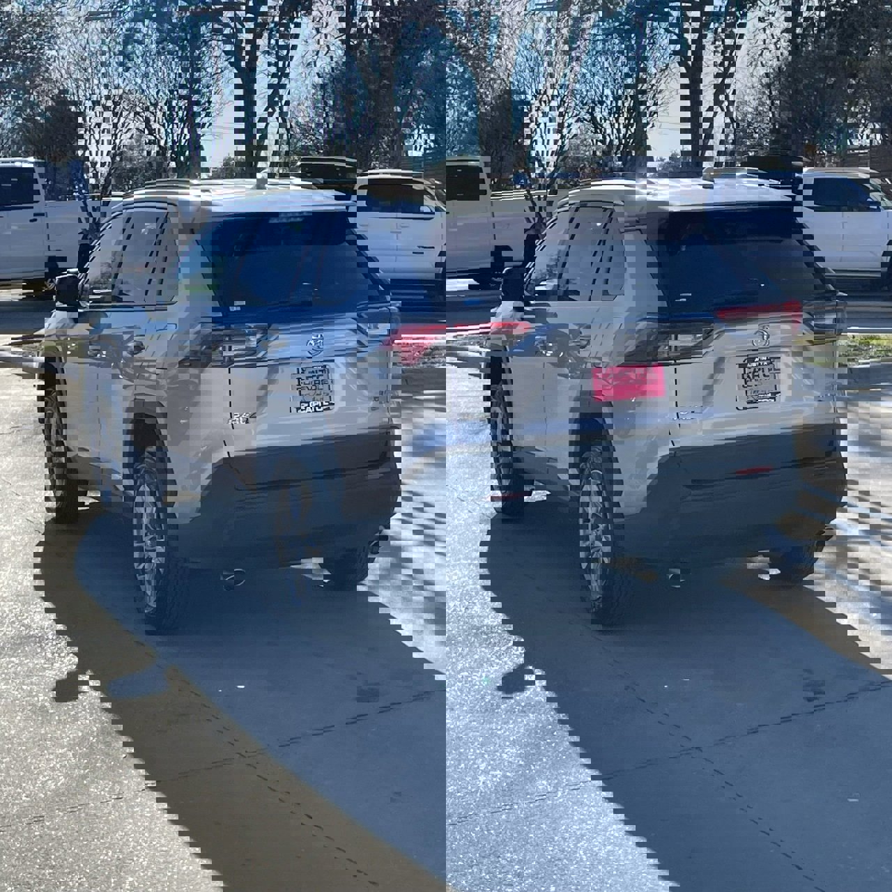 Used 2025 Toyota RAV4 XLE image 4