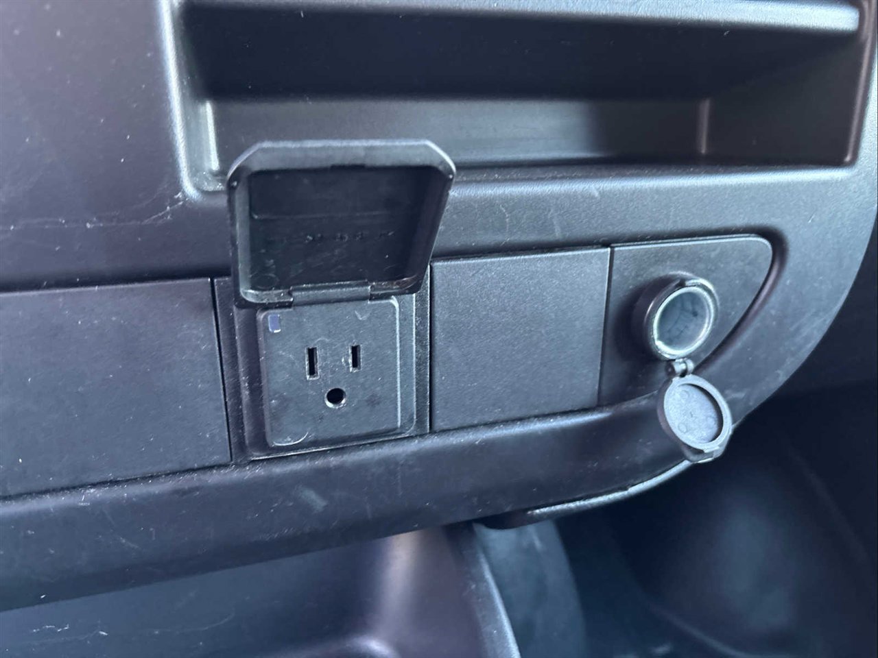 Used 2024 Chevrolet Express 2500 w/ Driver Convenience Package image 22