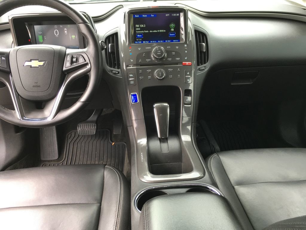 Used 2013 Chevrolet Volt Premium w/ Premium Trim Package FWD image 22