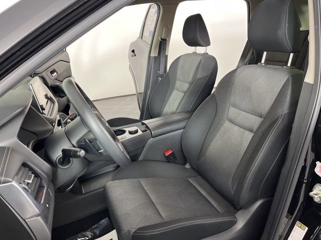 Used 2024 Nissan Rogue SV image 16