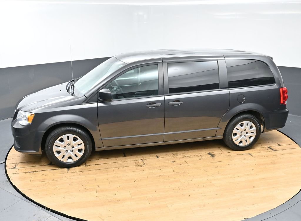 Used 2019 Dodge Grand Caravan SE image 42