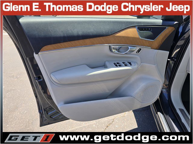 Used 2021 Volvo XC90 T8 Inscription Expression w/ Advanced Package image 25