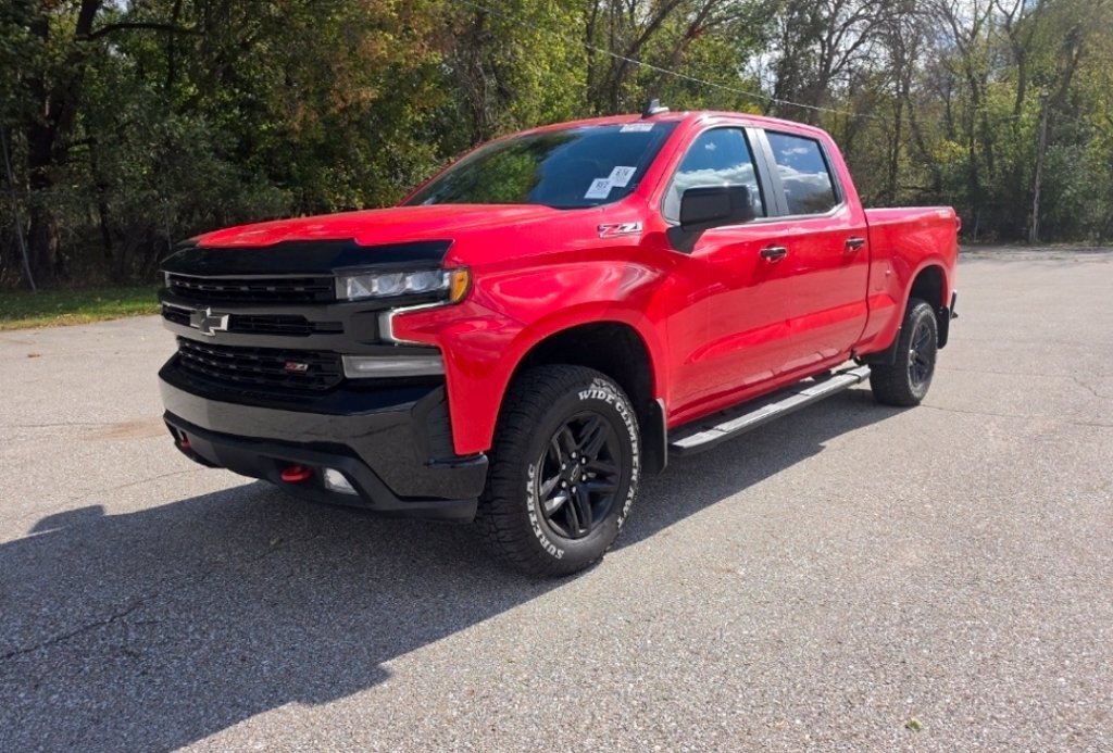 Used 2021 Chevrolet Silverado 1500 LT Trail Boss w/ Convenience Package II AWD/4WD image 1