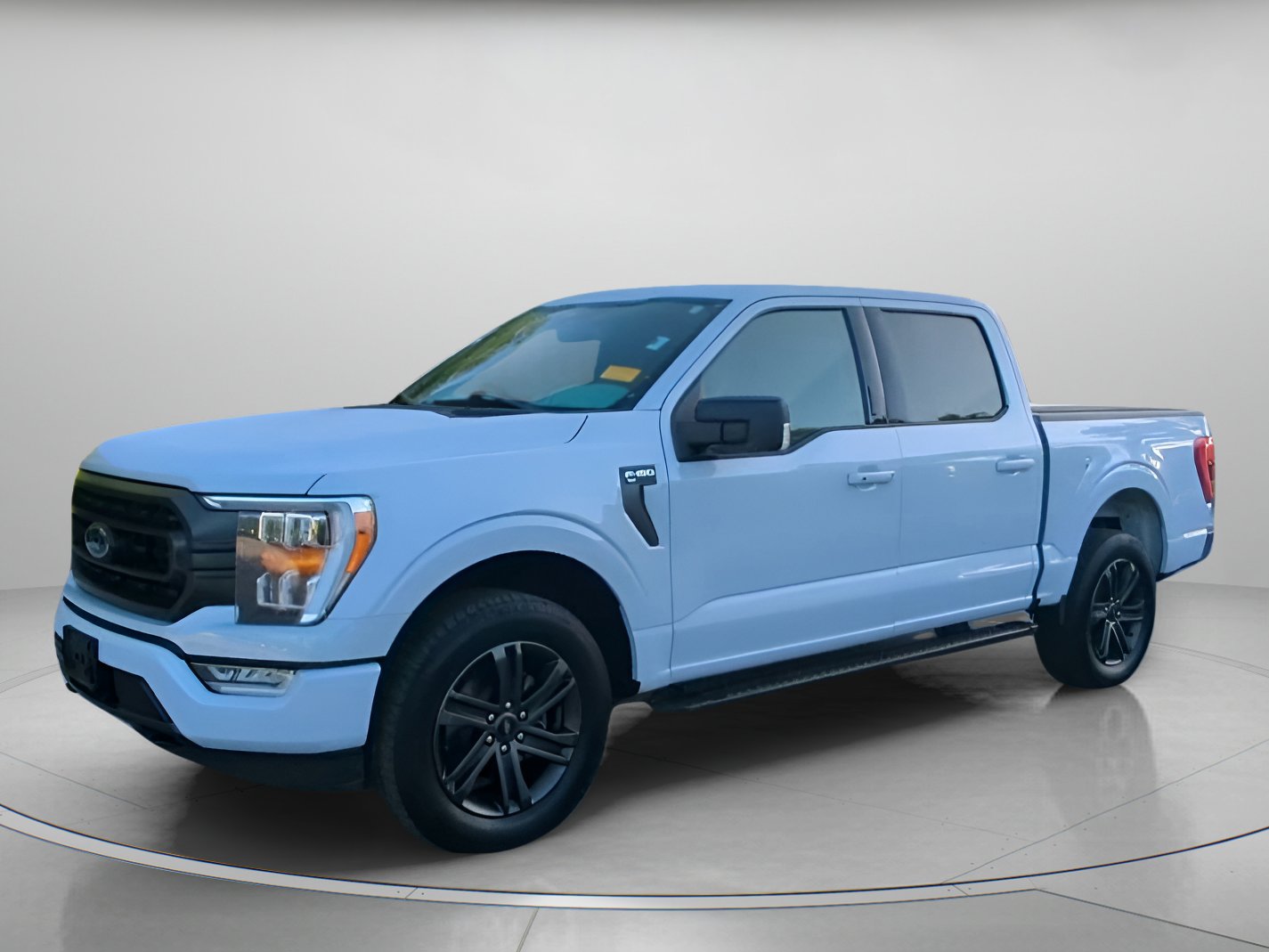 Certified 2022 Ford F150 XLT w/ Equipment Group 302A High image 13