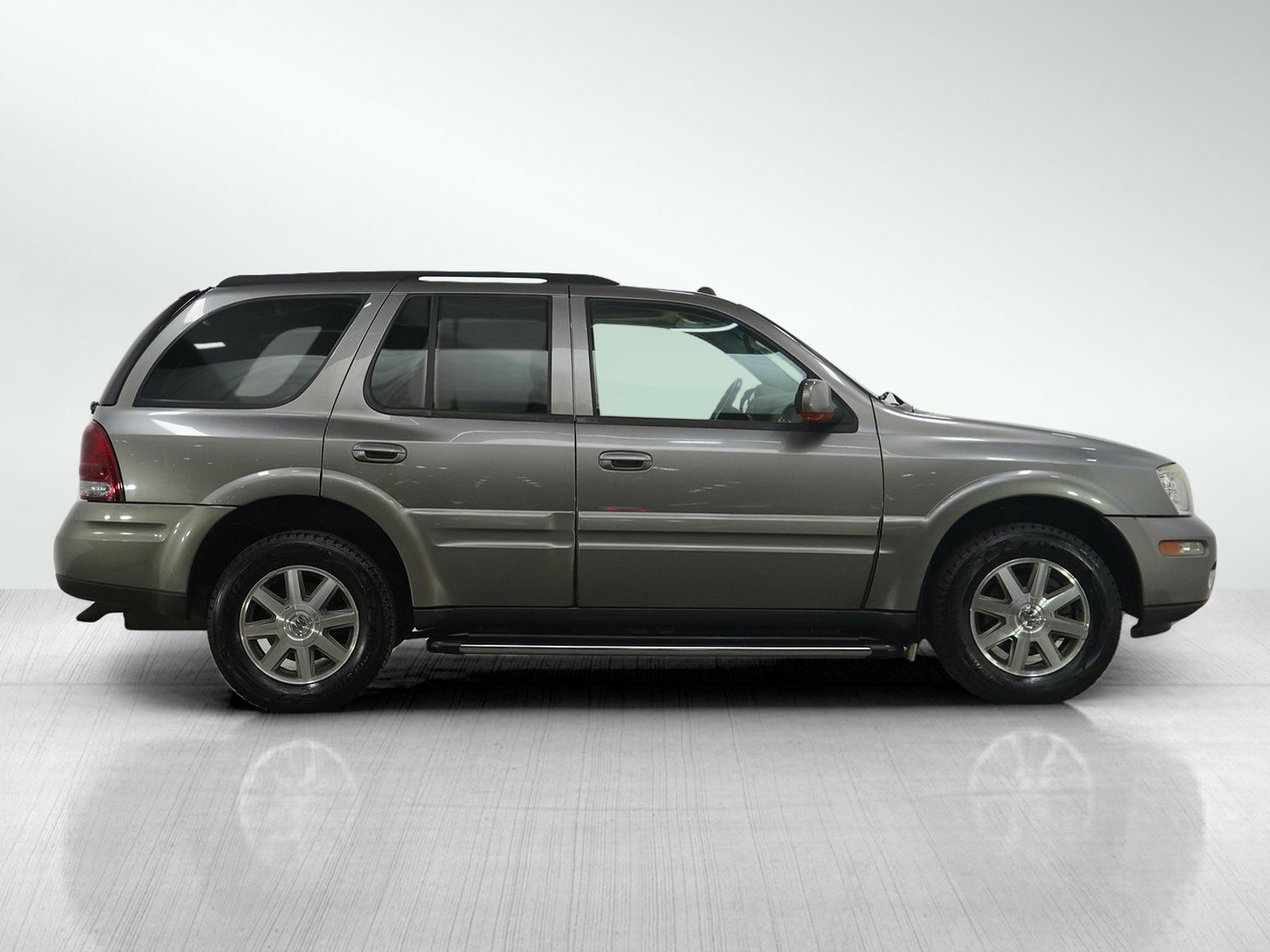 Used 2005 Buick Rainier CXL image 6