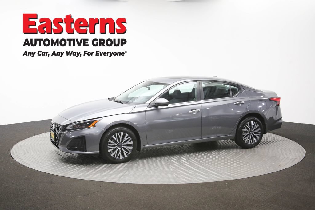 Used 2024 Nissan Altima 2.5 SV w/ SV Premium Package AWD/4WD image 54