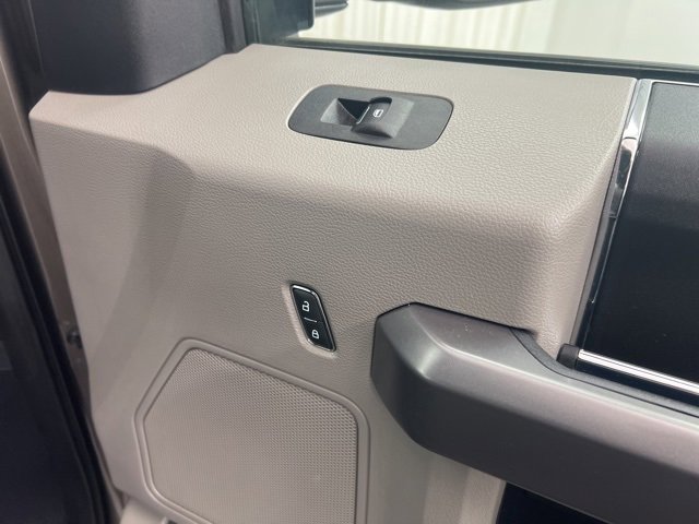 Used 2020 Ford F250 XLT w/ XLT Value Package image 24