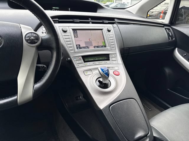 Used 2014 Toyota Prius Four w/ Solar Roof Package FWD image 25