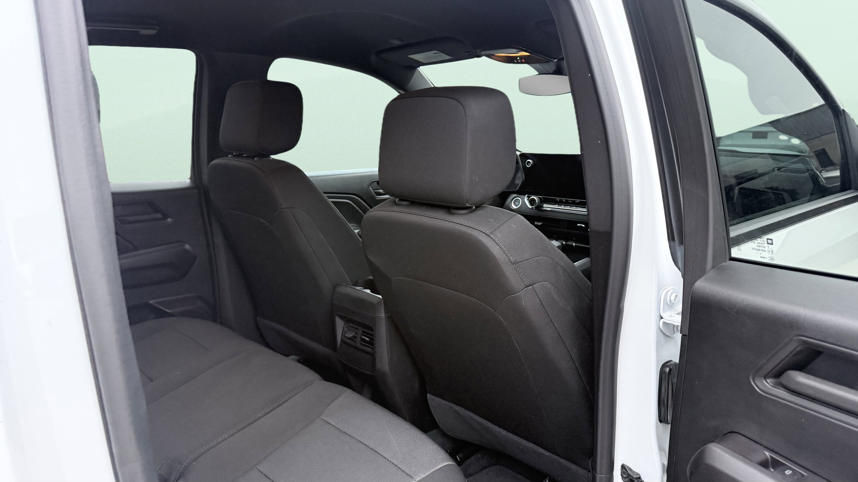 Used 2024 Chevrolet Colorado Trail Boss w/ Technology Package AWD/4WD image 44