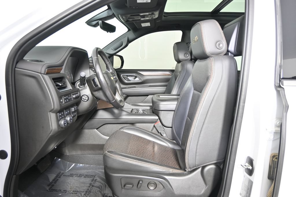 Used 2021 Chevrolet Suburban High Country AWD/4WD image 21