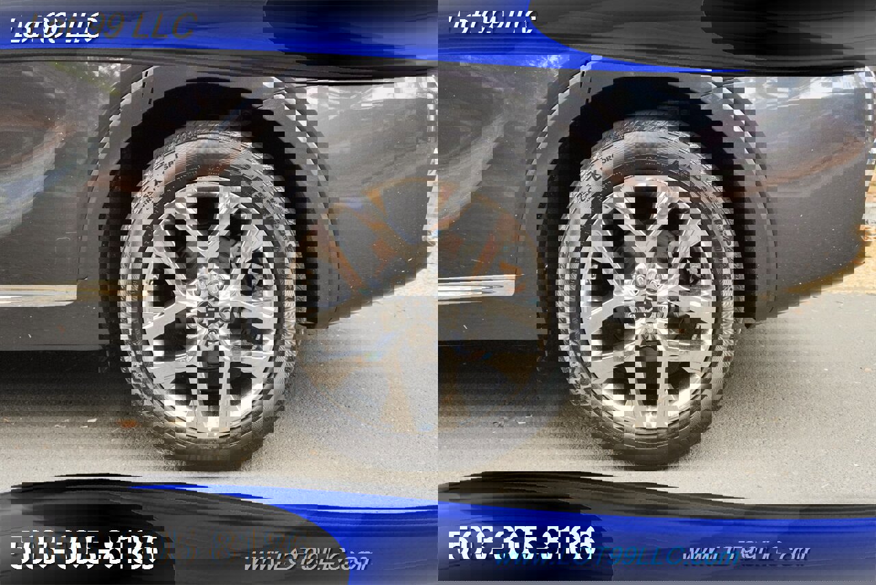 Used 2019 Kia Sorento SX image 4