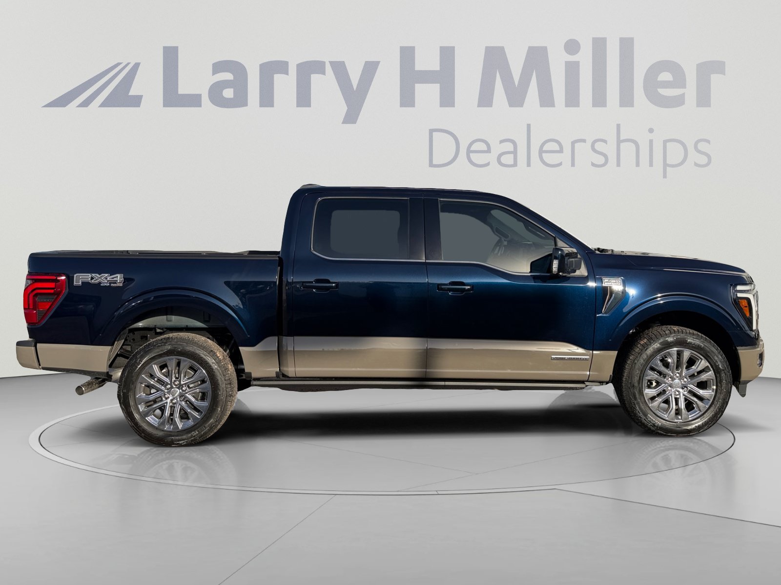 Used 2025 Ford F150 King Ranch w/ FX4 Off-Road Package AWD/4WD image 6