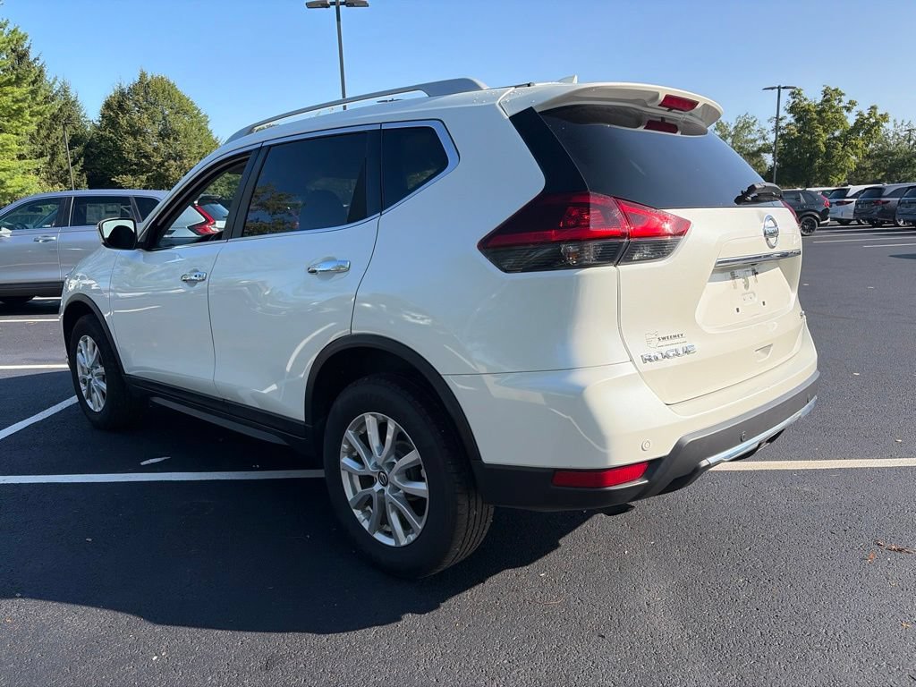 Used 2019 Nissan Rogue SV AWD/4WD image 10