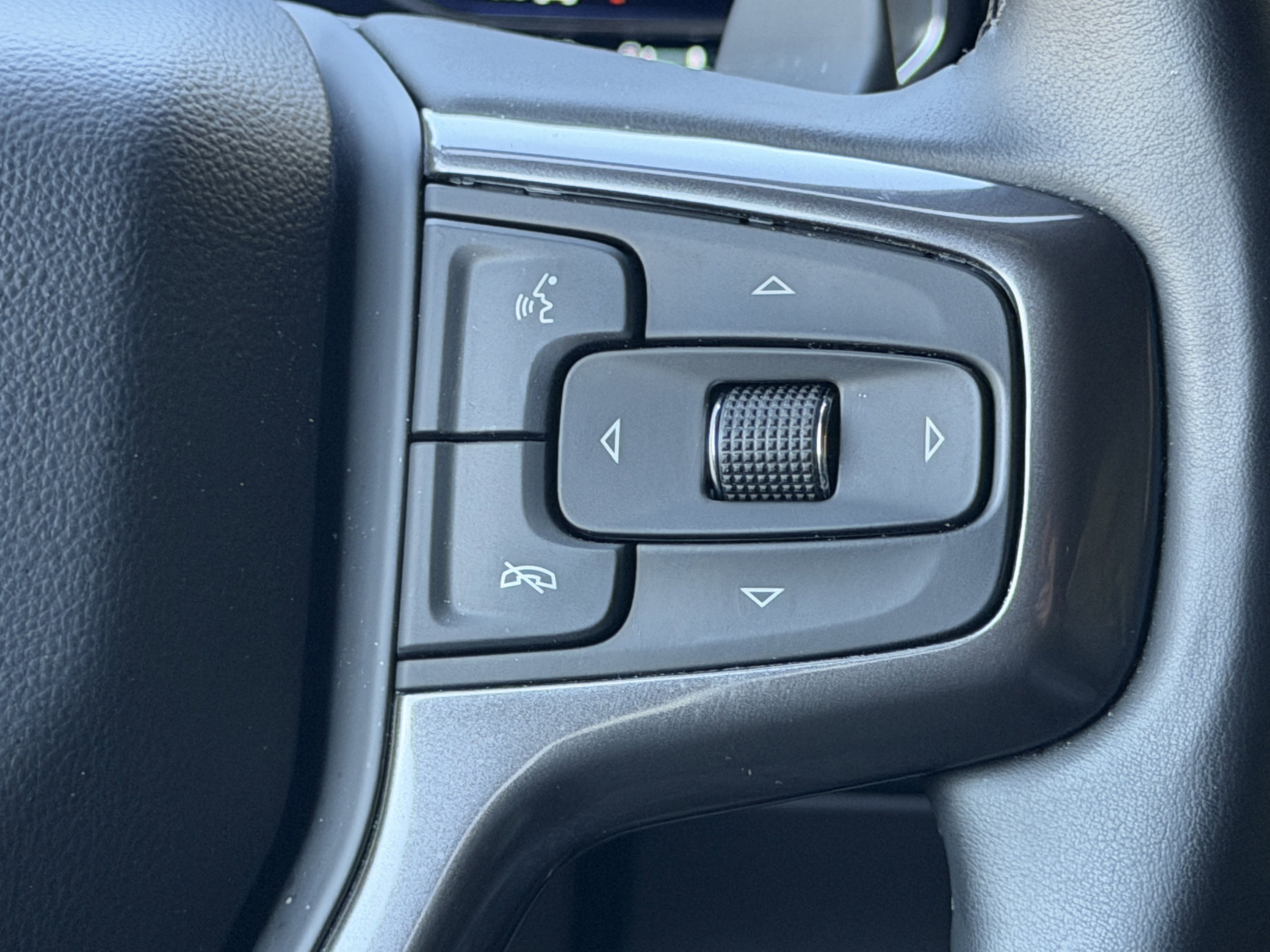 Used 2024 Chevrolet Silverado 1500 ZR2 w/ Technology Package image 22