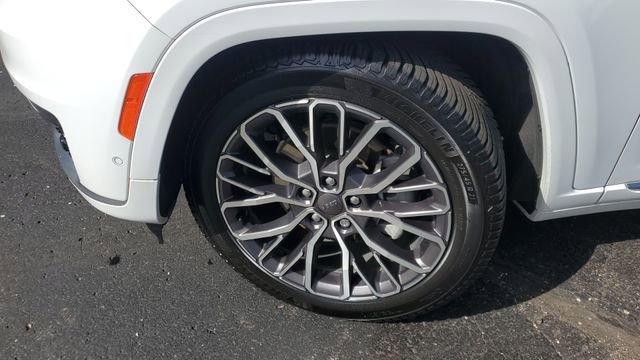 Certified 2021 Jeep Grand Cherokee L Summit AWD/4WD image 4