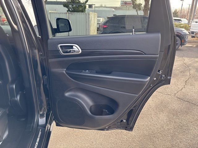 Used 2021 Jeep Grand Cherokee Laredo X image 20