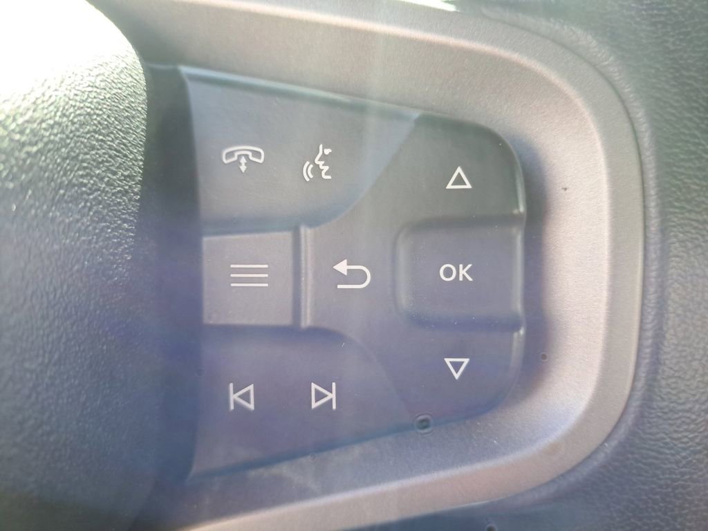 Used 2025 Ford Bronco Badlands image 25