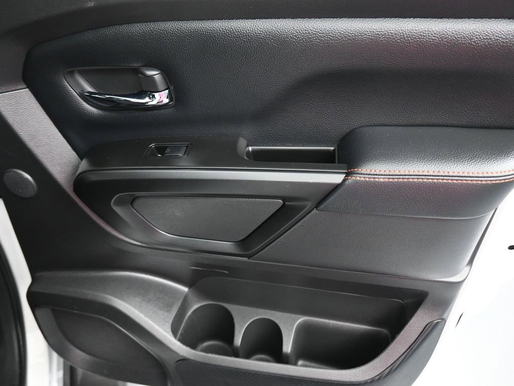 Used 2023 Nissan Titan PRO-4X w/ Pro-4x Convenience Package image 45