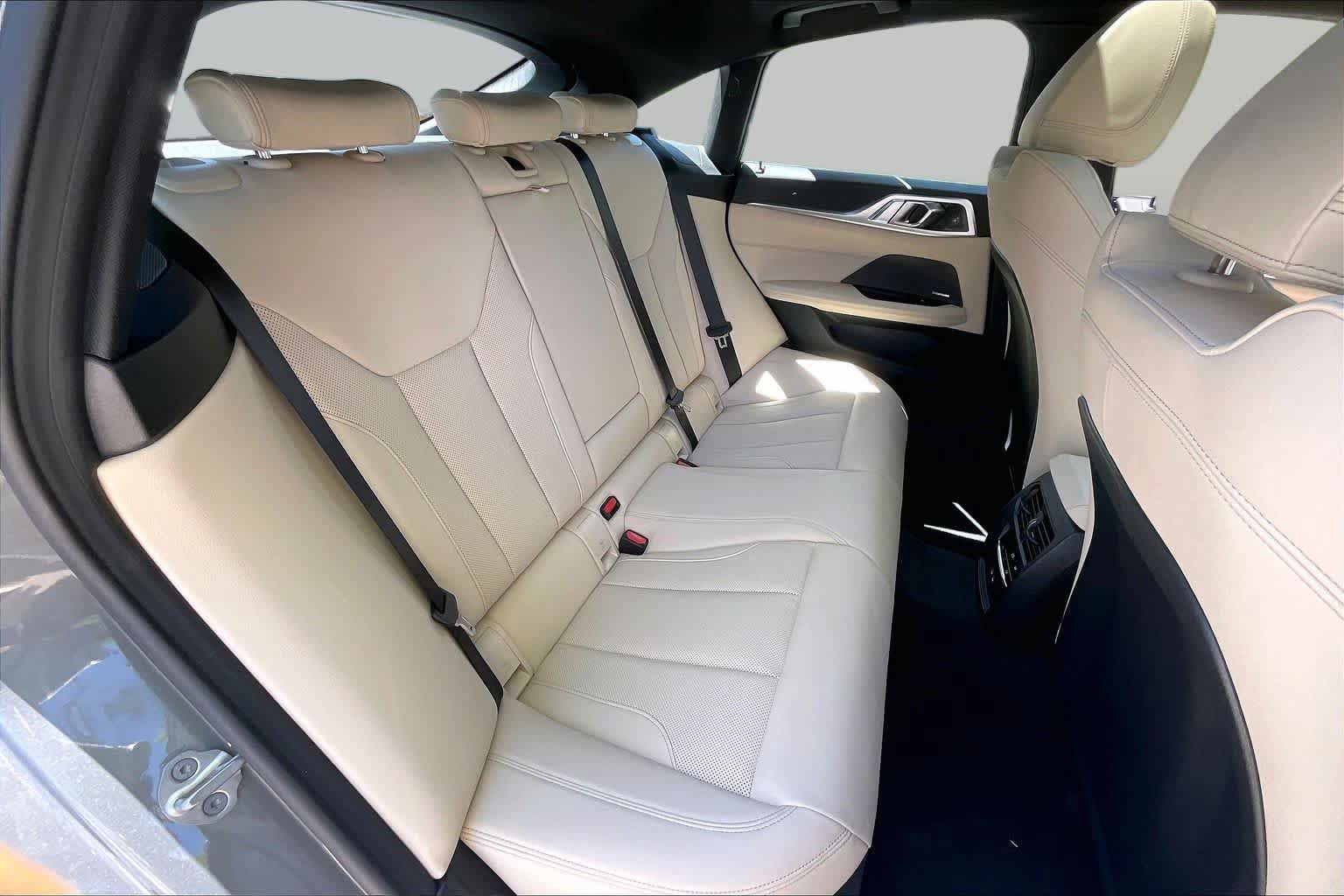 Used 2026 BMW 430i xDrive w/ Premium Package AWD/4WD image 19
