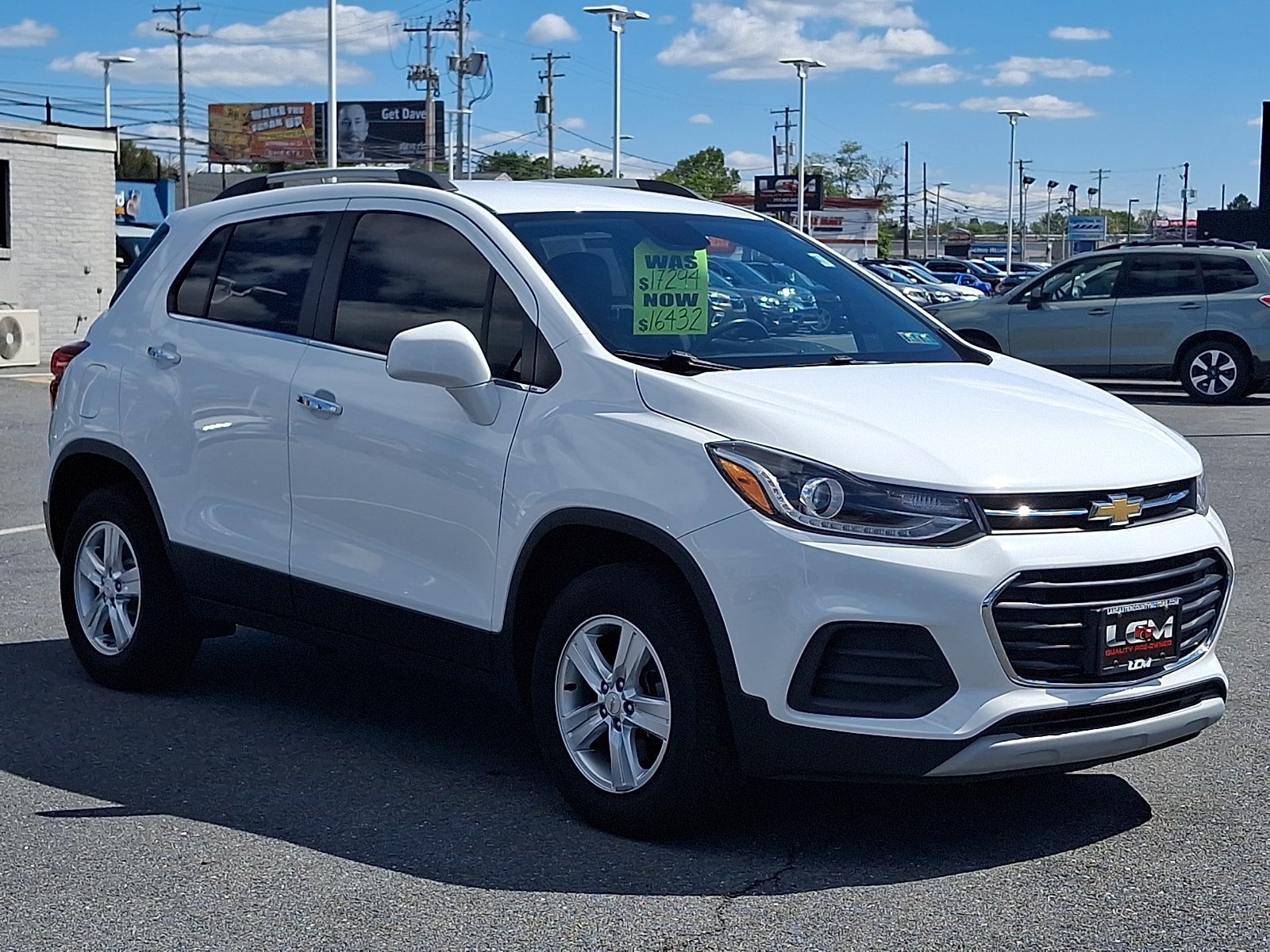 Used 2020 Chevrolet Trax LT w/ LT Convenience Package AWD/4WD image 3