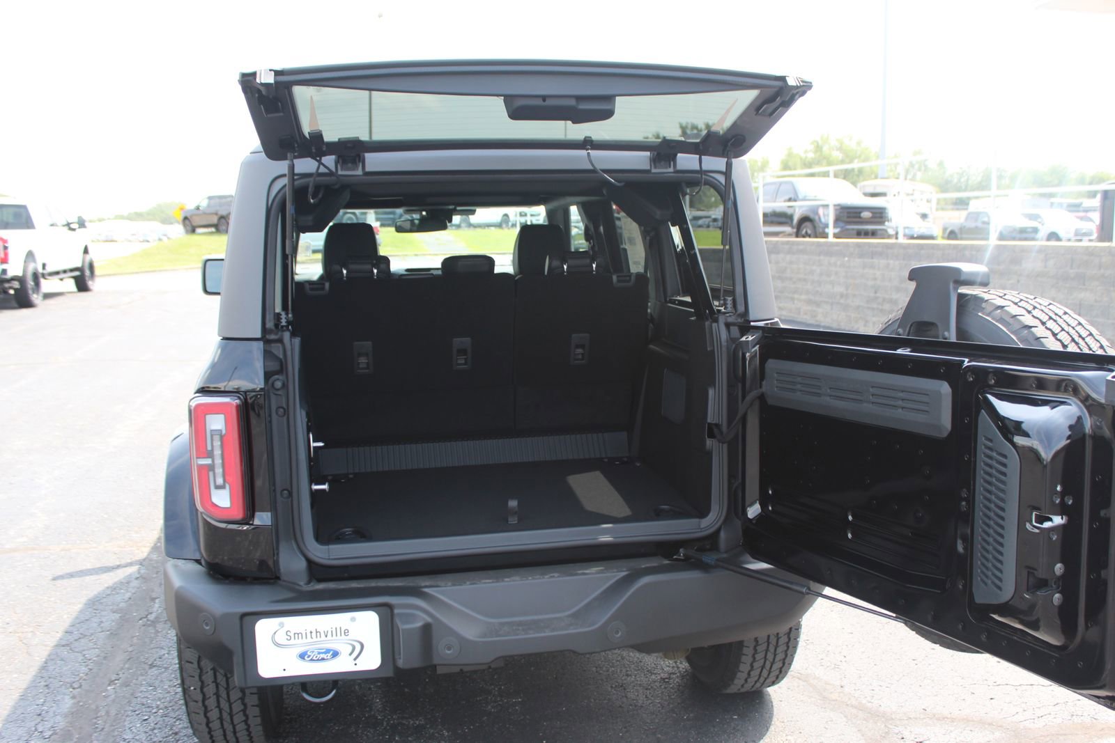 New 2025 Ford Bronco Outer Banks image 12