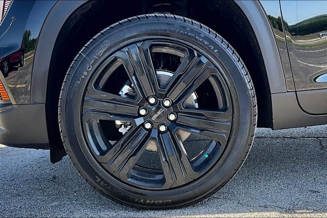 New 2026 GMC Acadia Elevation w/ Black Edition FWD image 12