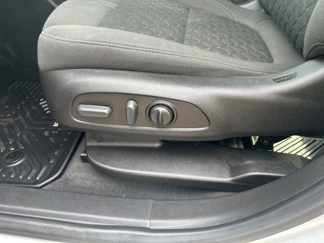 Used 2022 Chevrolet Blazer LT image 13