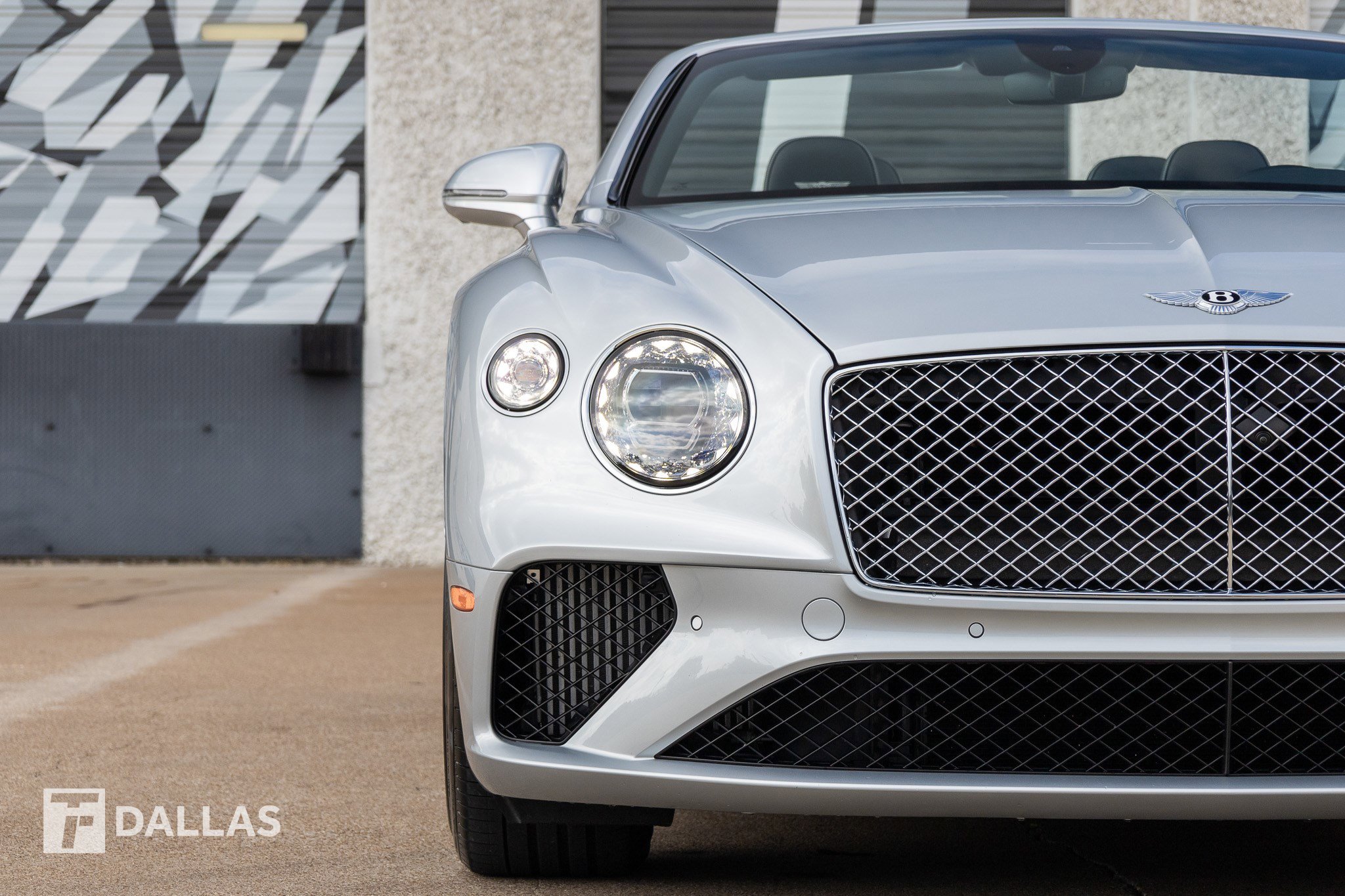 Used 2023 Bentley Continental GT V8 image 4