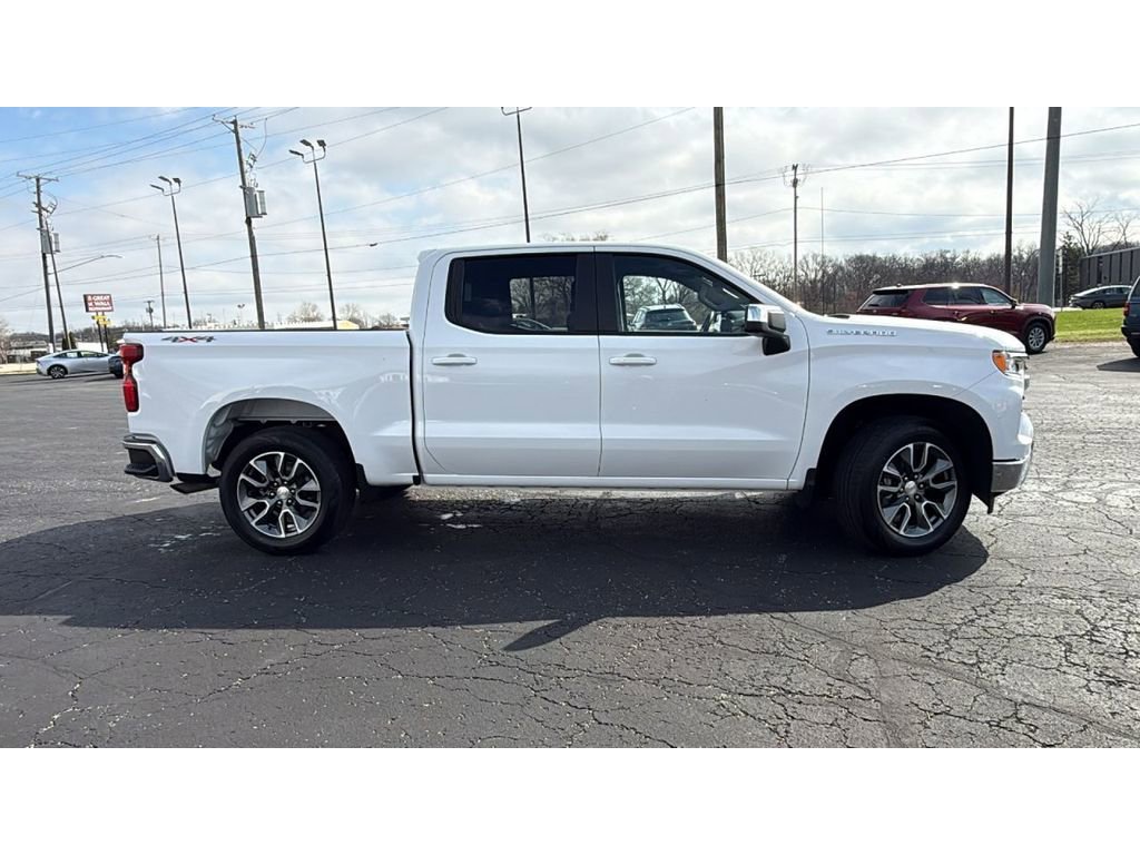 Used 2024 Chevrolet Silverado 1500 LT image 9