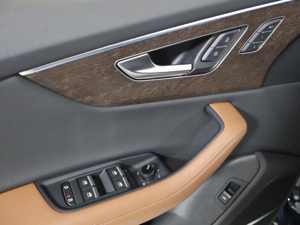 Used 2024 Audi Q8 Premium Plus image 20