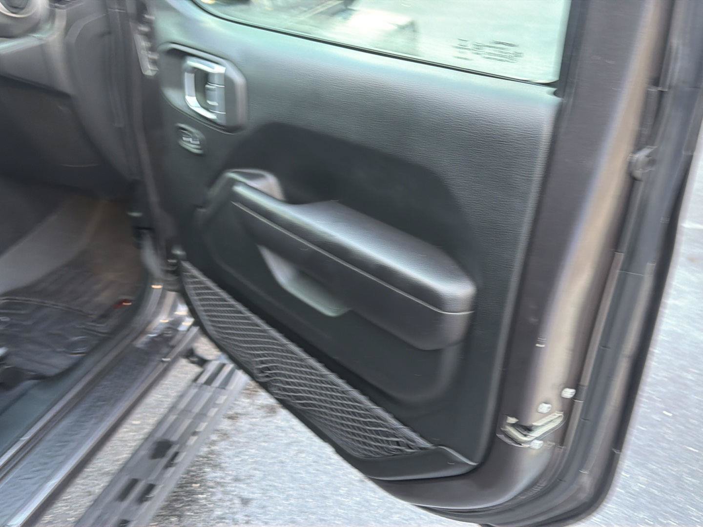 Used 2021 Jeep Wrangler Unlimited Sport AWD/4WD image 14