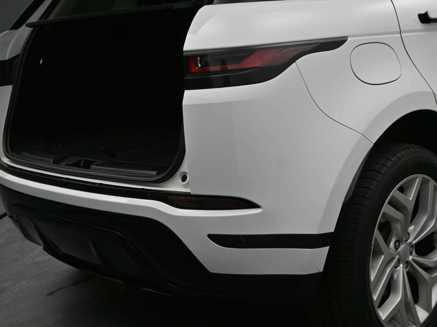 Used 2021 Land Rover Range Rover Evoque SE image 12