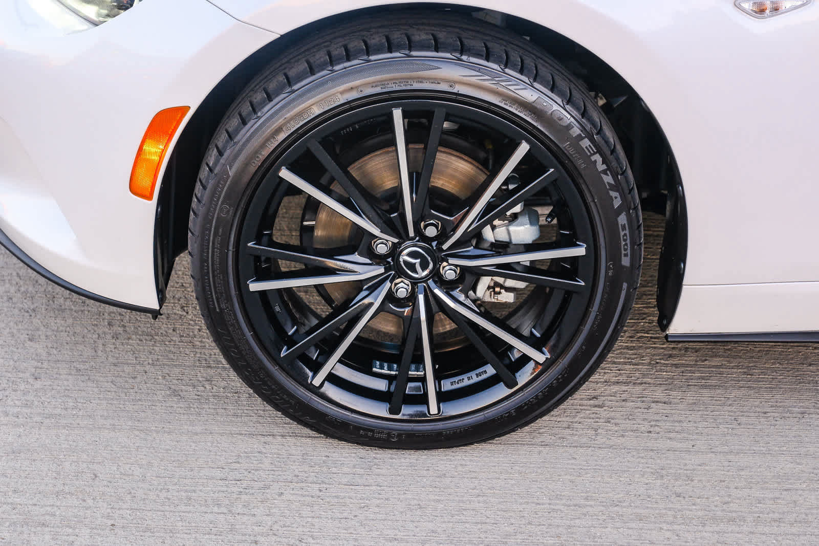 Used 2024 MAZDA MX-5 Miata Grand Touring w/ Weather Package RWD image 10